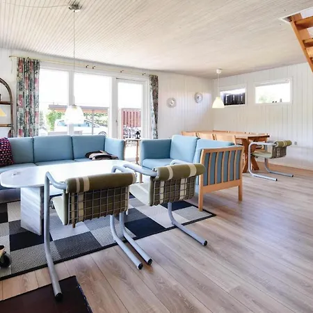 Two-bedroom Holiday In בית נופש אוטרופ